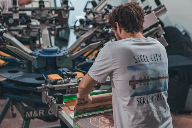Perbedaan Sablon DTF dan DTG, Kenali Dulu Sebelum Cetak!